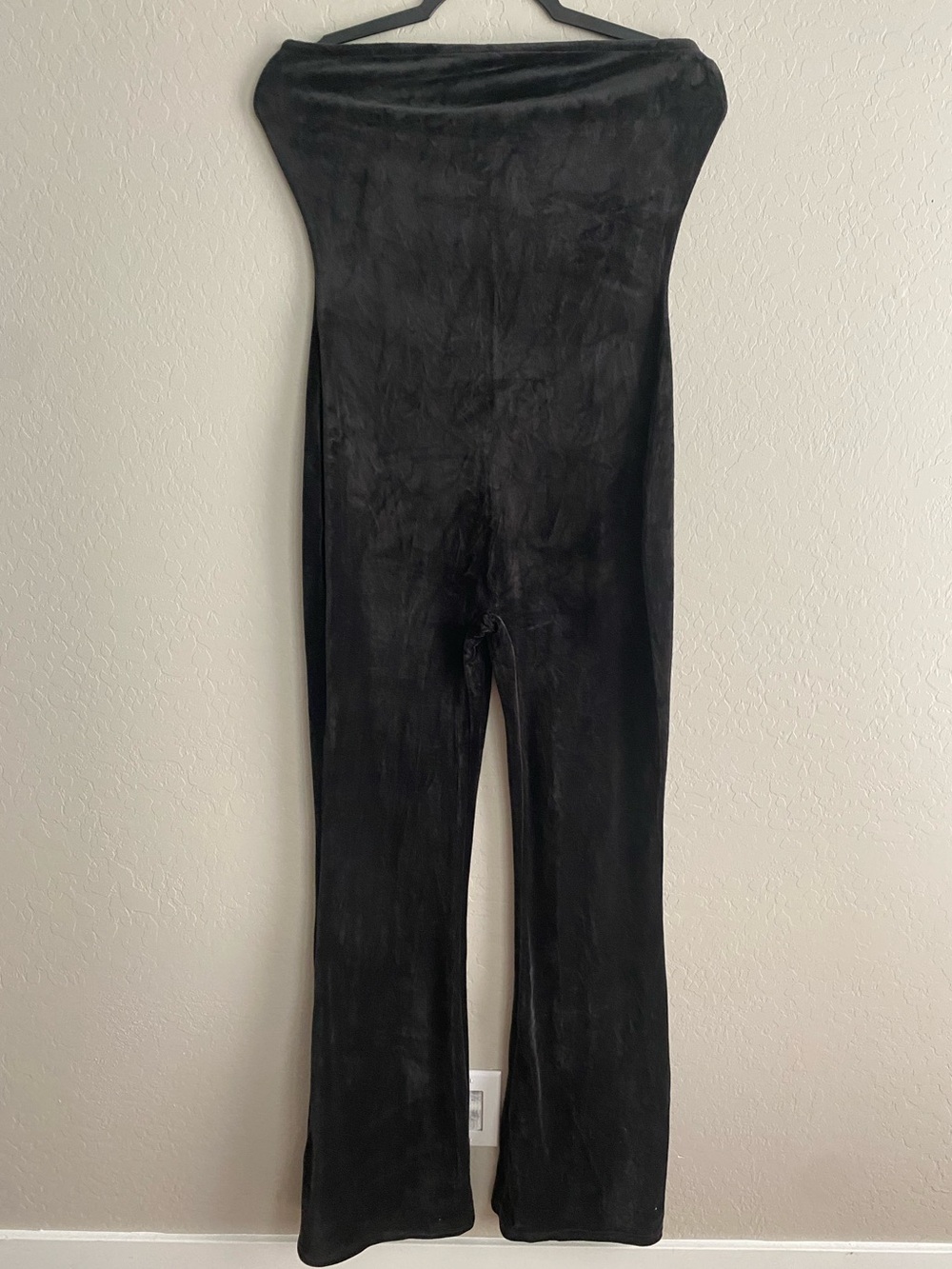 Fashion Nova 00s It Girl Soft Velour Strapless Jumpsuit Black Medium NWT